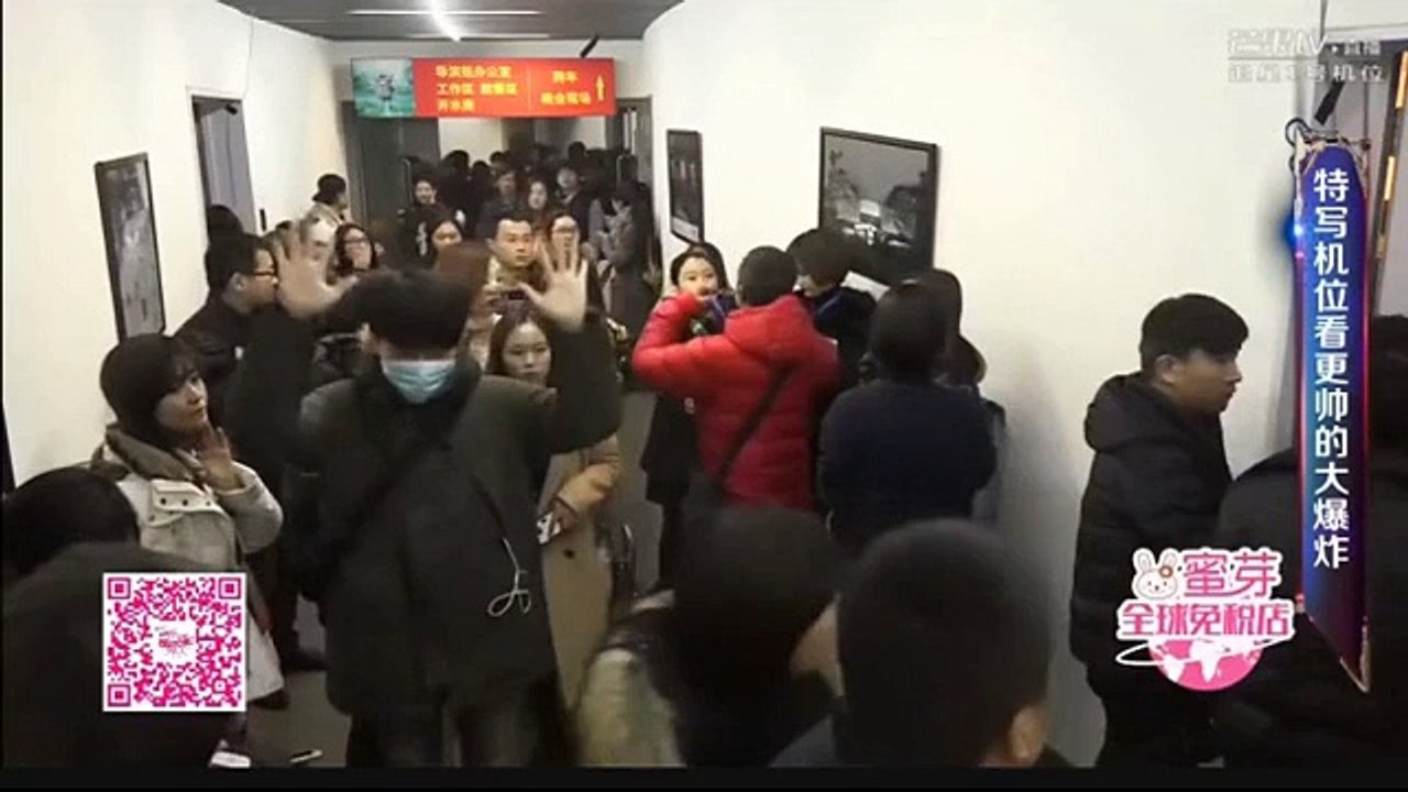 Backstage-1+2: Leaving