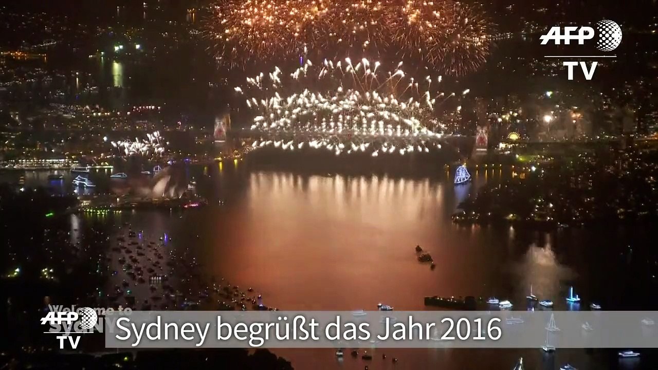 Sydney begrüßt 2016 mit Feuerwerks-Spektakel