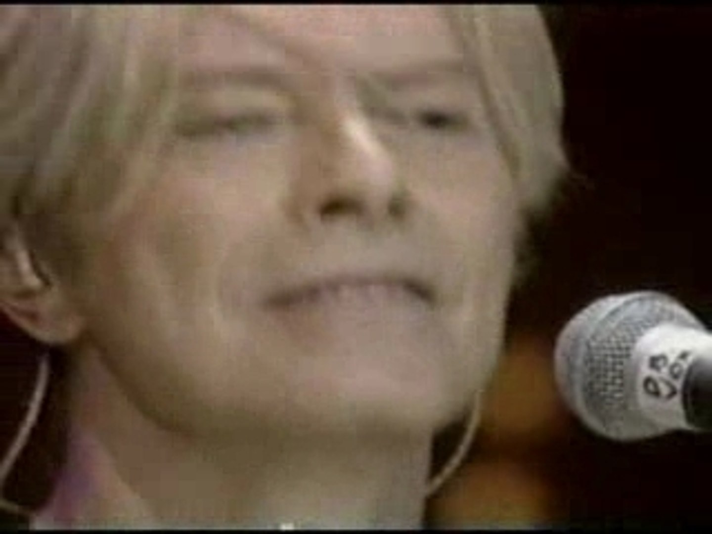 ⁣Pretty Unknown David Bowie Tune