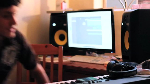 Avery - Go Screw Yourself (stripped down version)