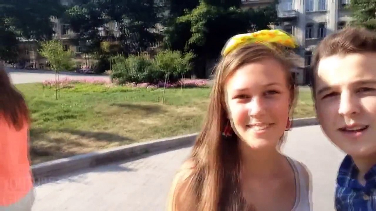 Реакция Девушек на Поцелуй 2 / Kissing Selfie Prank