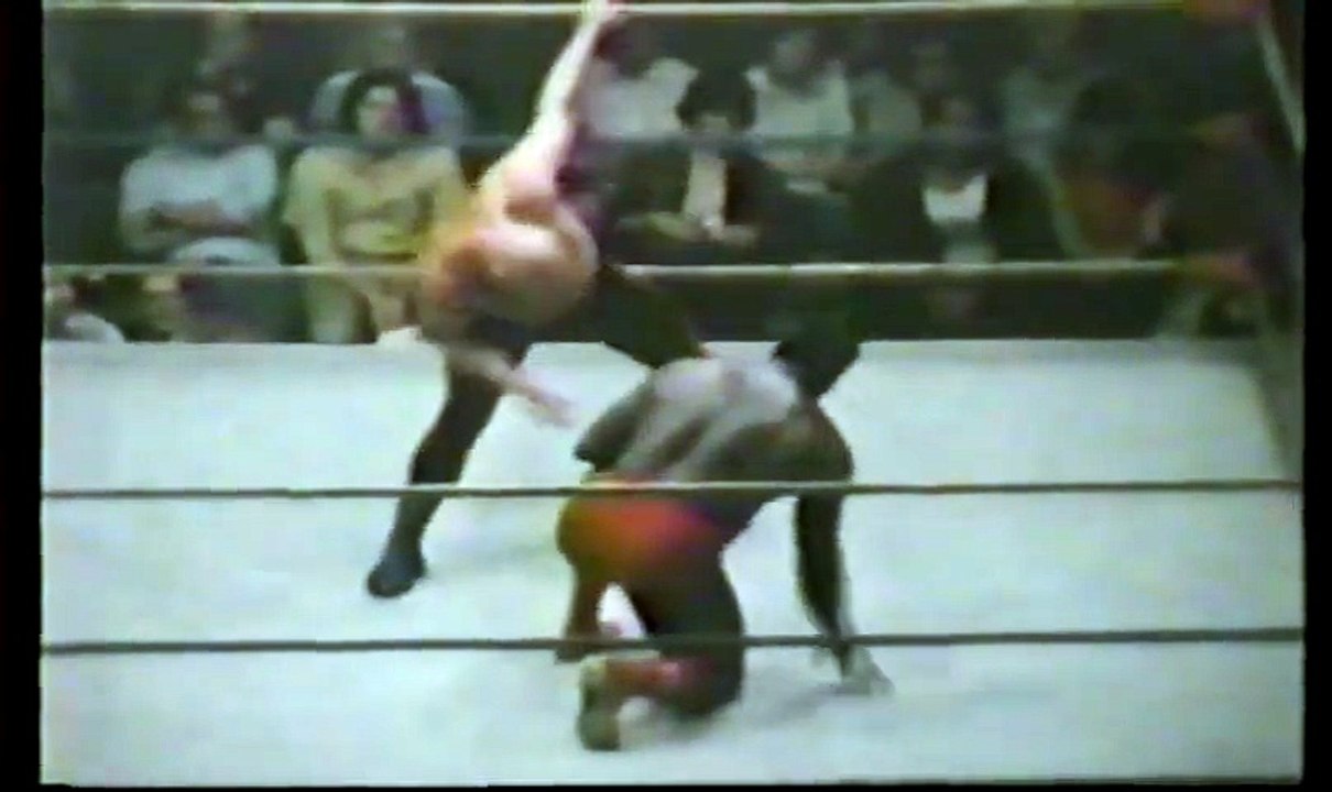 Bobo Brazil vs Baron Von Raschke