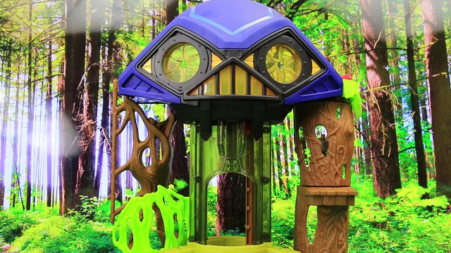 Batman and Superman Save The Flash at Hall of Doom from Lex Luthor and Poison Ivy with Scarecrow