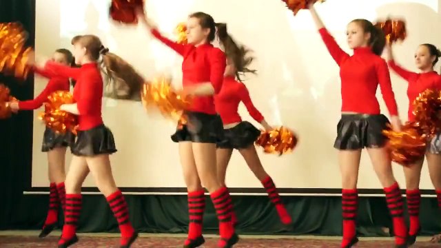 Young girls cheerleaders 2015