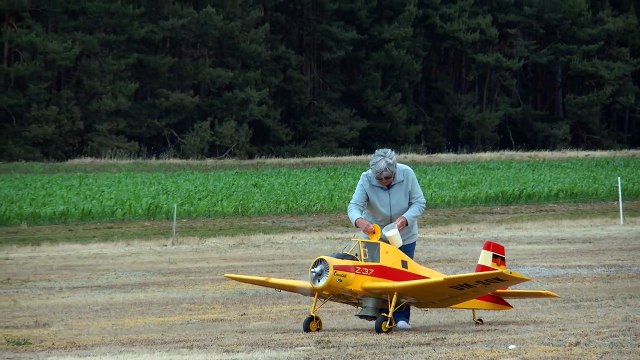 Z 37A ČMELÁK GIANT RC SCALE DDR AGRAR PLANE / RC Meeting Damelang Germany June 2015