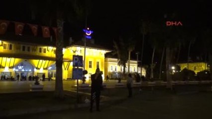 Adanalılar Yılbaşını Mekanlarda Kutladı