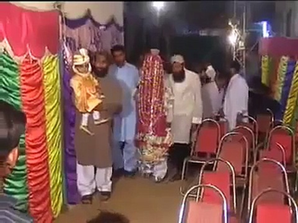 Groom Fall down from Wedding Stage |Very Funny|