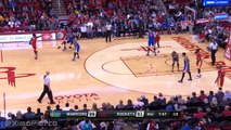 Dwight Howard dégomme une spectatrice avec une passe foirée