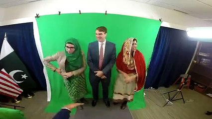 Americans Wish Happy New Year to Pakistan, Video Goes Viral on Internet