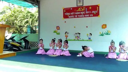 Chồi 2 múa Thầy cô cho em mùa xuân