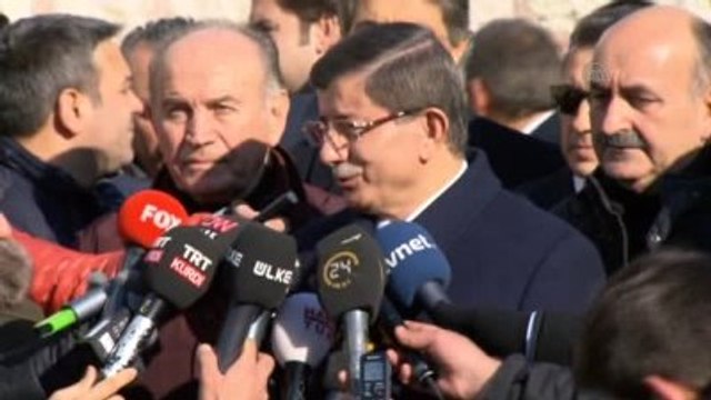 Gazeteci Karakaya Son Yolculuğuna Uğurlanıyor - Başbakan Davutoğlu