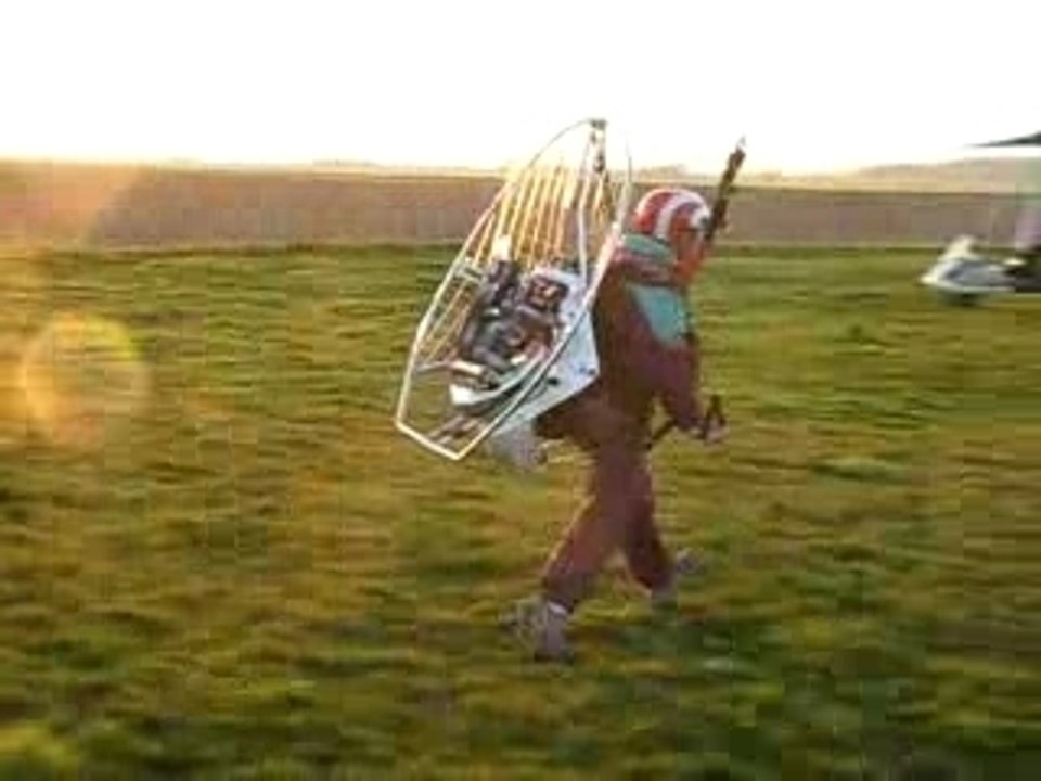 Paramoteur / Attéro D' Nono trop en arrière