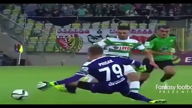 Những khoảnh khắc siêu hài hước của làng bóng đá thế giới năm 2015