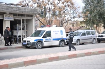 Eski Eşine Kızan Adam Kızını Öldürdü, Torununu Gözünden Vurdu