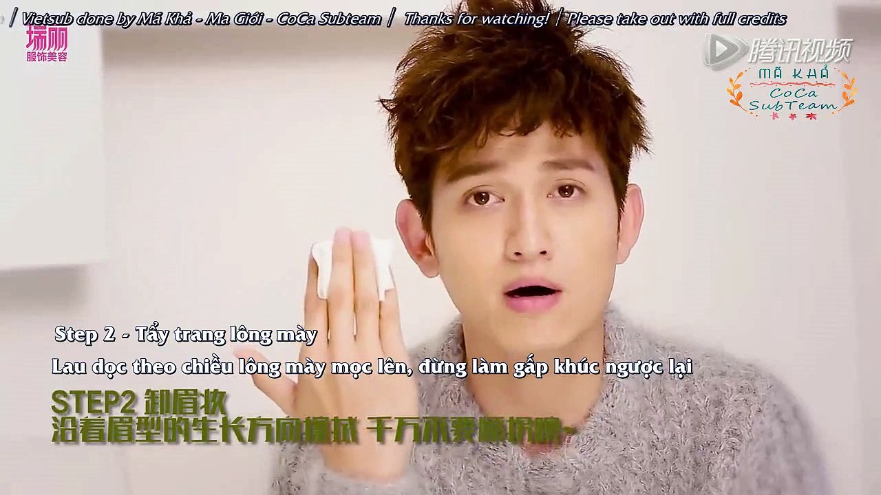 Mã Khả hướng dẫn cách tẩy trang