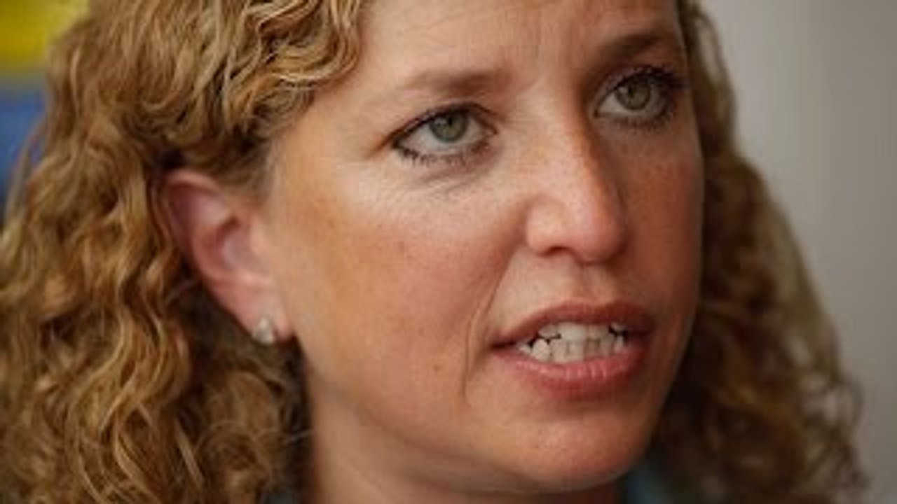 Bernie Sanders Campaign News Conference DESTROYS The DNC For Dirty Tricks