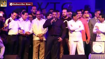 Bigg Boss 9 Salman Khan & Shahrukh Khan EPISODE The Best Ever! (News)