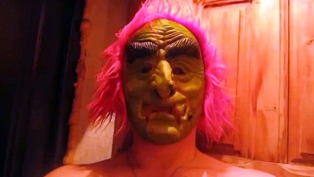 Попытка напугать ротвейлера