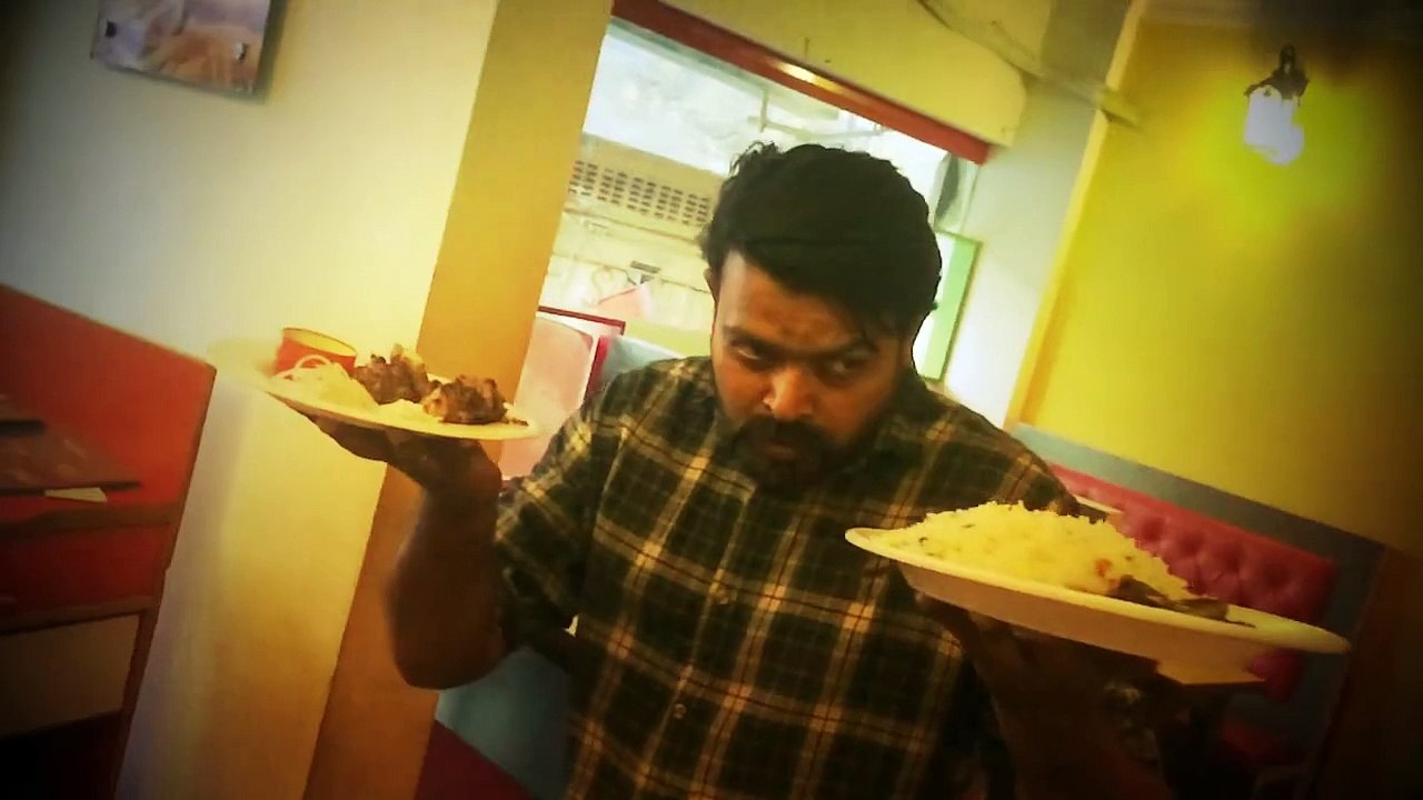 Bekaar Vines - When the waiter brings your food