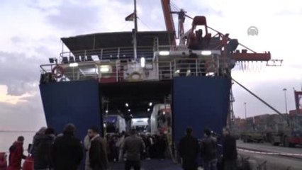 Mersin Açıklarında Bekleyen Feribotlar - 3 Feribot Mersin Limanı'na Demirledi