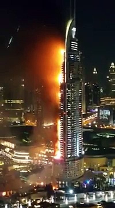 حريق فندق في دبي راس السنه 2016 The Address Downtown Dubai Fire