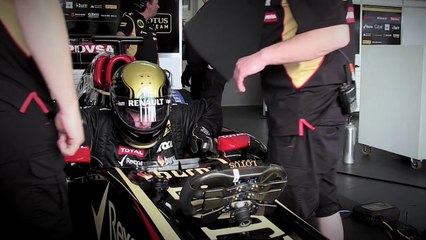 Driving a F1 Lotus TopGear iPad Magazine