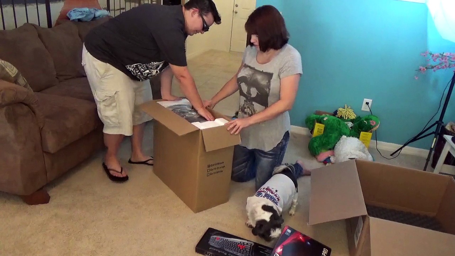 ⁣Unboxing CyberPower Gamer Infinity PC