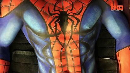 KA-POW! Makeup Artist Transforms Into Comic Book Characters-copypasteads.com