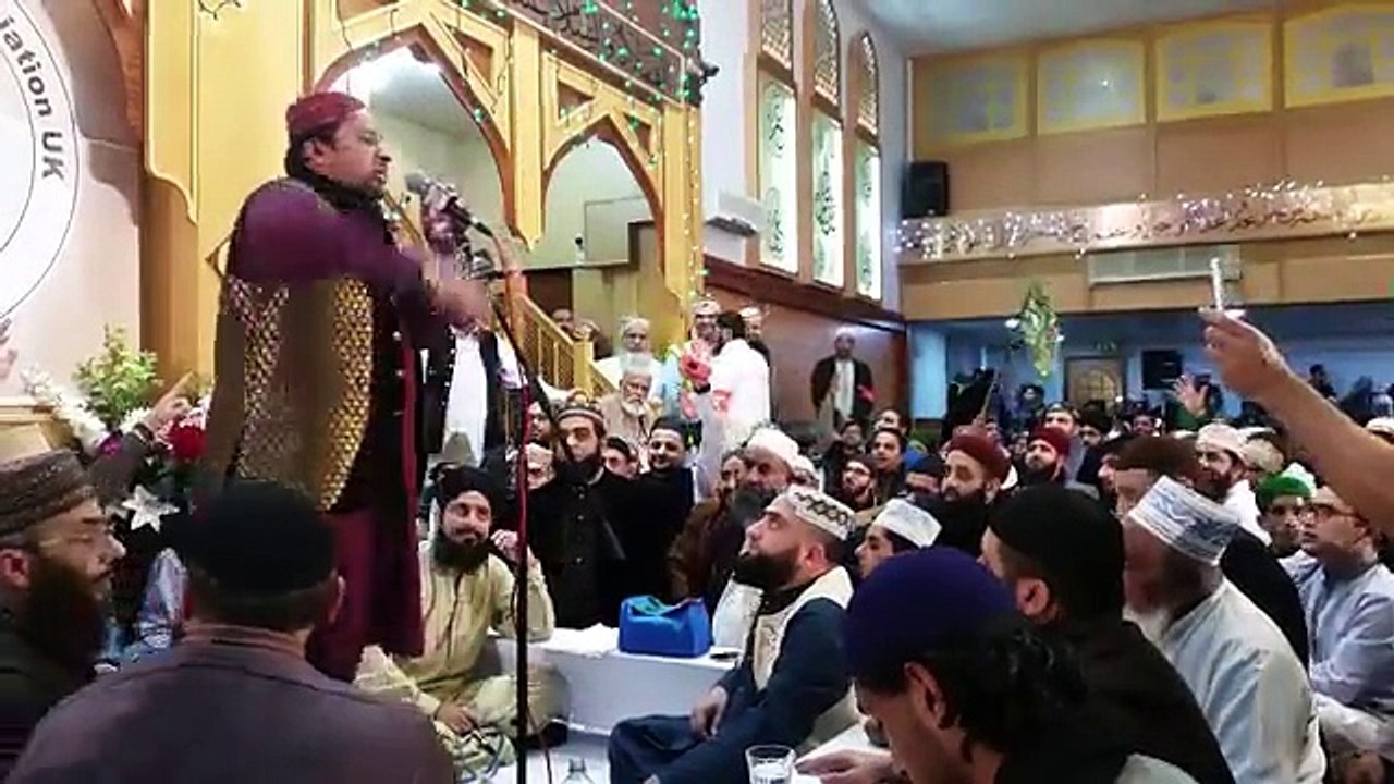Lam Yati Naziro Kafi Nazrin Beautiful Latest Naat by Shahbaz Qamar Fareedi Latest Naat | Mehfil e Naat in Manchester United Kingdom