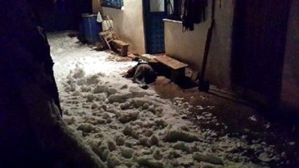 Kocası Yemek Masasında Kalp Krizinden, Karısı Kapıda Donarak Öldü