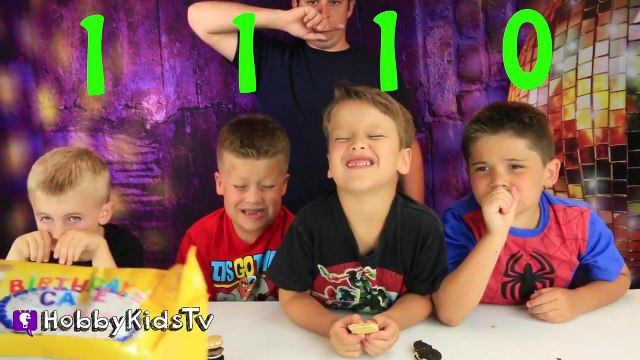 OREO Cookie Challenge! HobbyPig + HobbySpider, Who Will Win? By HobbyKidsTV