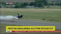 Turkish Pilot Raises Slogan of Jivay Jivay Pakistan in Air