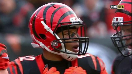 AJ McCarron finds Marvin Jones for 23 yards