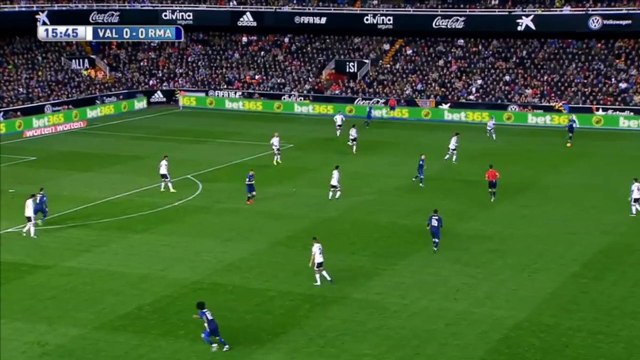 0:1 Goal Karim Benzema ~ Valencia 0-1 Real Madrid ~