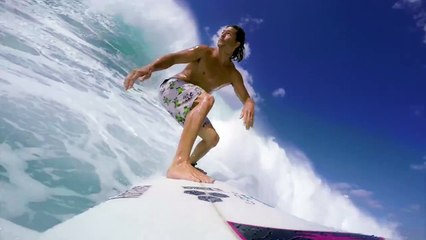 Télécharger la video: GoPro: The View From Above Rocky Point with Kalani Robb