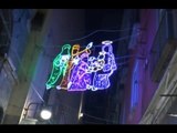 Napoli - Natale, si accendono le luminarie a San Gregorio Armeno (17.11.15)