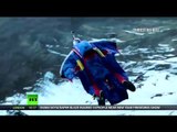 RAW: Daredevil jumpers making gorgeous stunts in the sky
