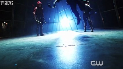 Arrow & The Flash - Three Minute Fight Club
