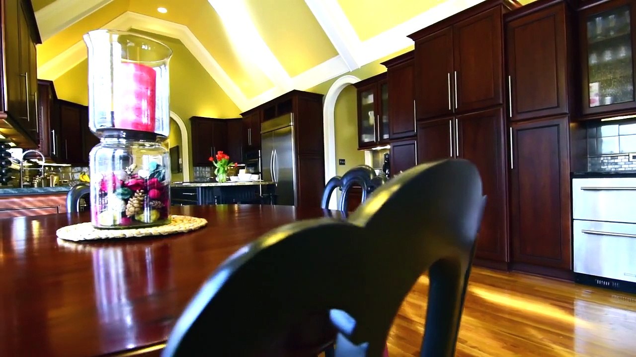 Stunning home w/spectacular saltwater pool - 4004 Highfield Way