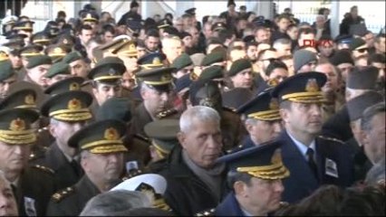İzmir Şehit Polis Memuru Erol Aktürk İçin İzmir'de Cenaze Töreni Düzenlendi-1