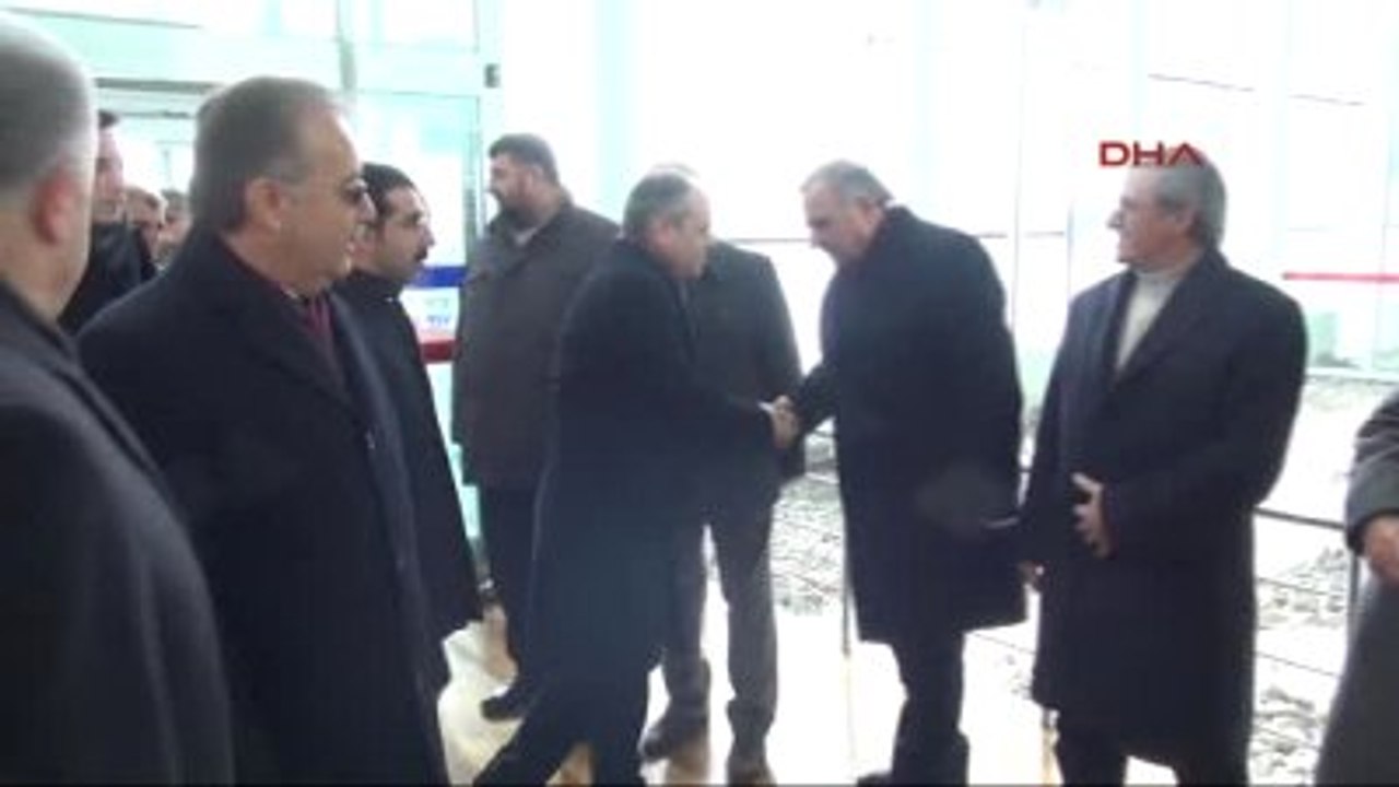 Gençlik ve Spor Bakanı Kılıç "Sarıkamış Kayak Tesisleri Pazartesi Günü Açılacak"