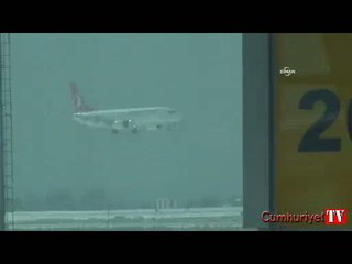 Pilot: Yolcular artık kabin ekibinin üstüne yürümeye başladı