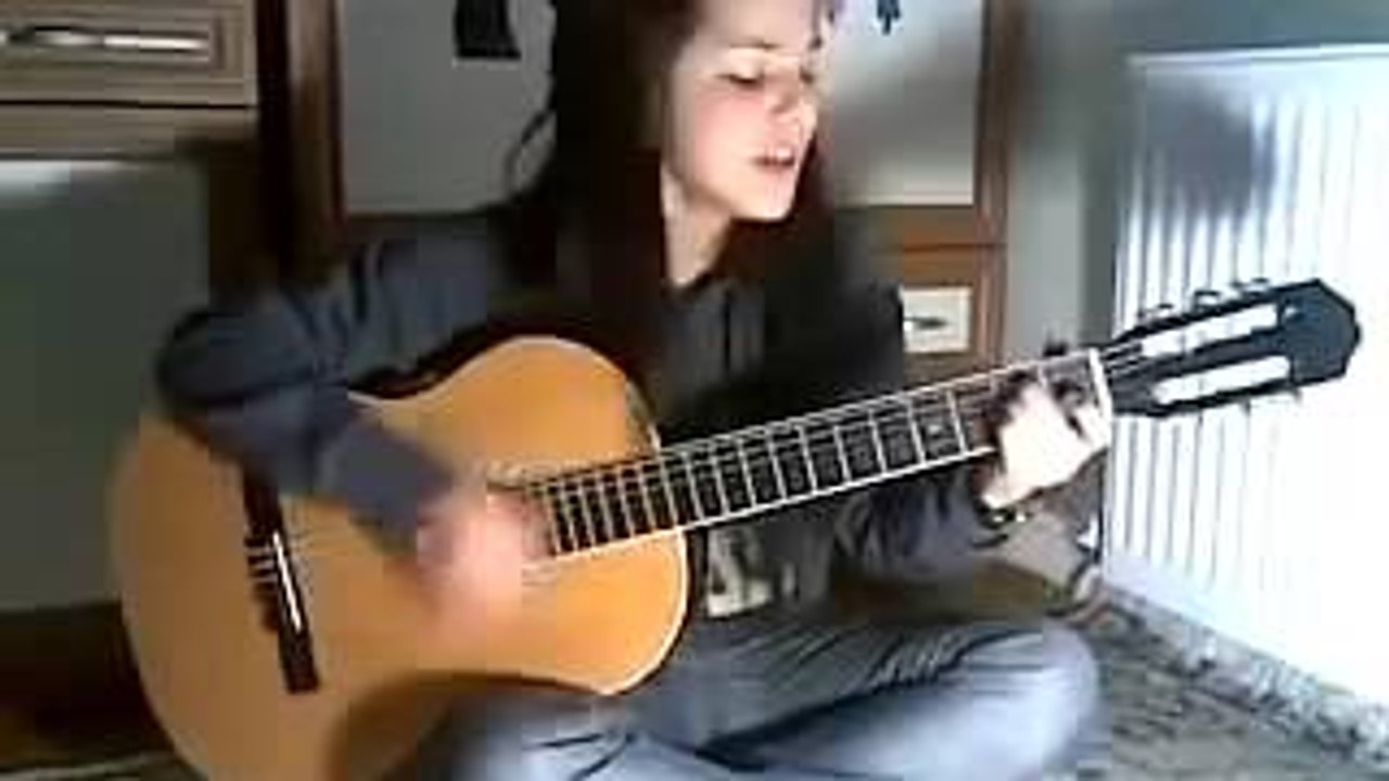 Süper Amatör Şarkı gitar sesse dikkat MÜTHİŞ SES