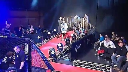 Конор_Макгрегор_Дэйв_Хилл_21_Ноября_2014_Бои_без_правил_MMA_видео_смотреть_бесплатно
