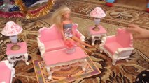 Кукла барби мультик. Мебель для кукол. Розовая гостиная. Barbie and Steffi furniture for doll