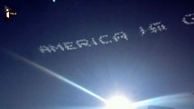 Des avions tracent des slogans anti-Trump dans le ciel californien
