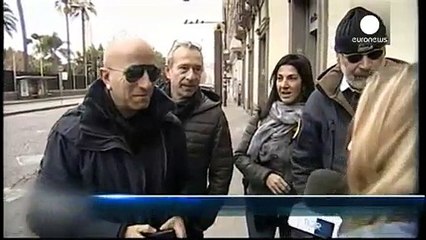 Italian cities ban vehicles from streets to curb pollution
