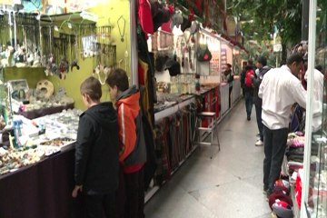 Atocha acoge el mercadillo 'El Jardín de los Duendes'