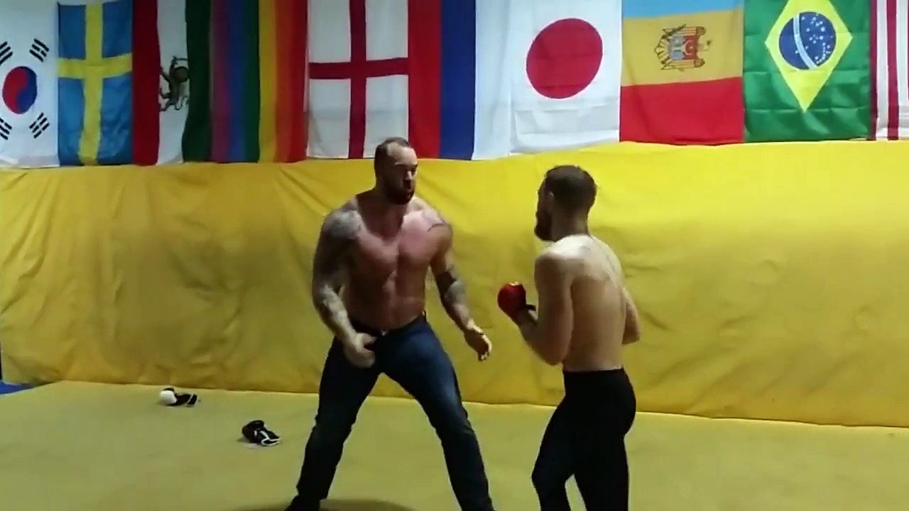 Conor McGregor vs The Mountain (Game of Thrones)