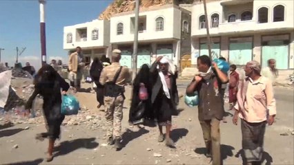 مليشيا الحوثي تواصل منع دخول المساعدات الغذائية لتعز